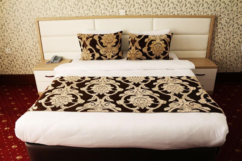 Baku Inn Hotel 外观 照片